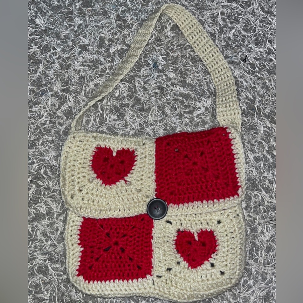 crochet heart bag
